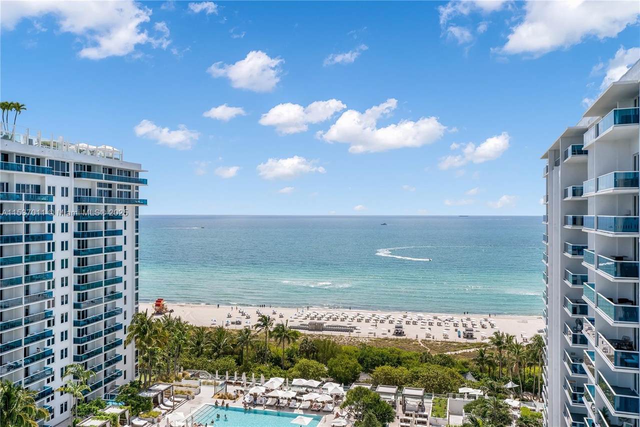 2301 Collins Ave - Photo 1