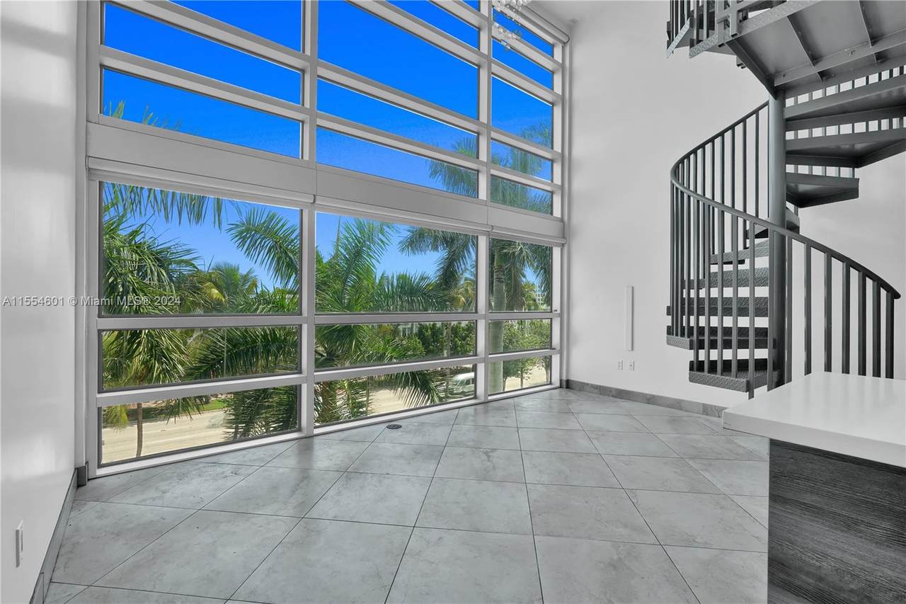 421 Meridian Ave - Photo 1
