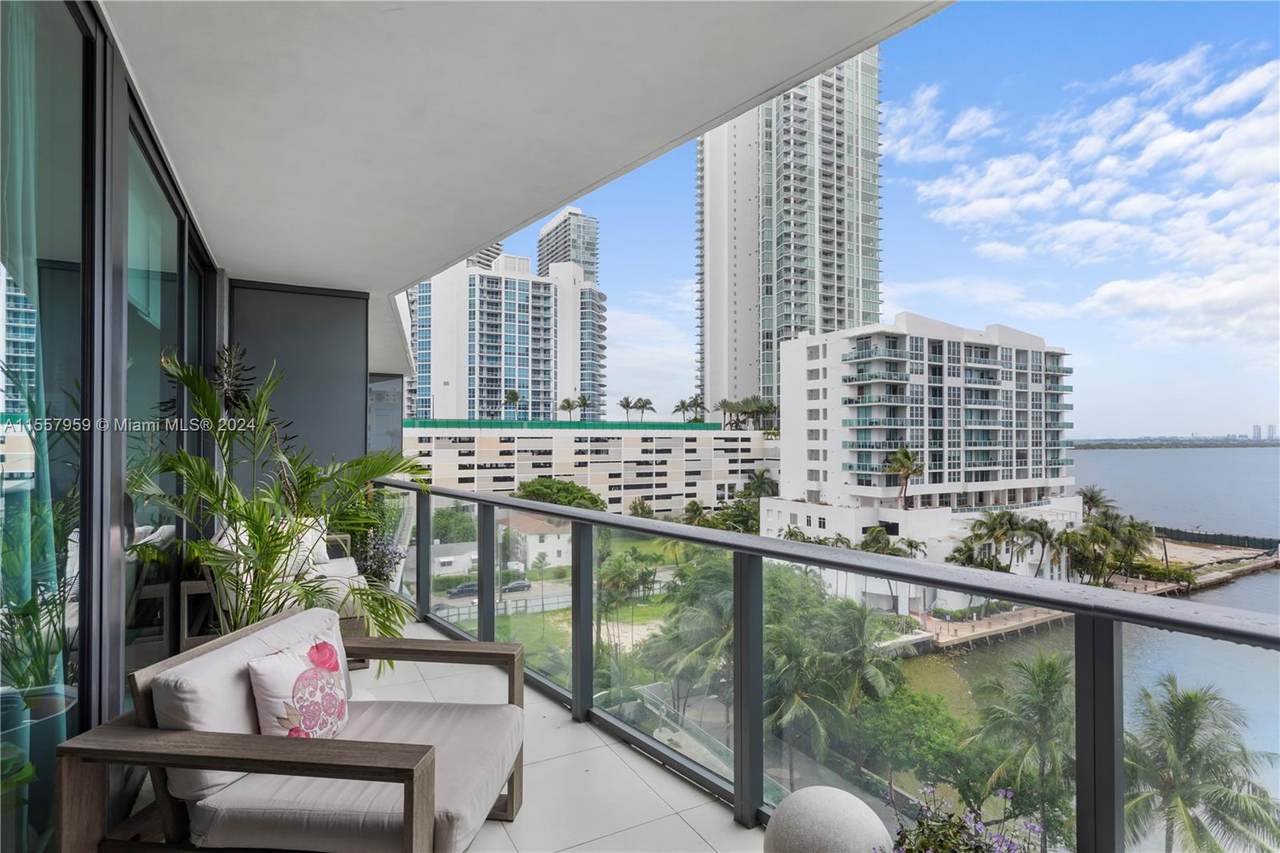 https://bt-photos.global.ssl.fastly.net/miami/1280_boomver_2_A11557959-2.jpg