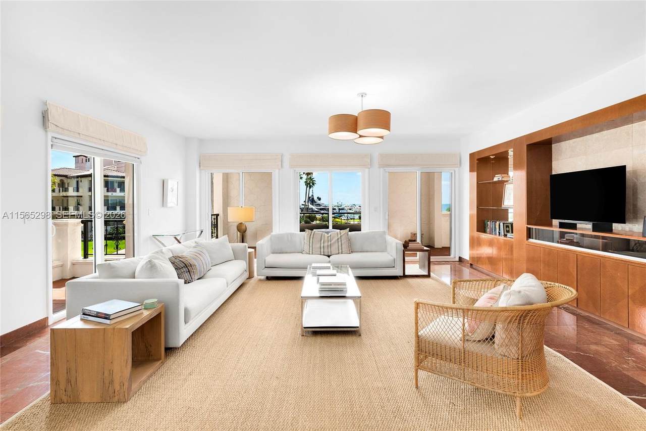 2221 Fisher Island Dr - Photo 1
