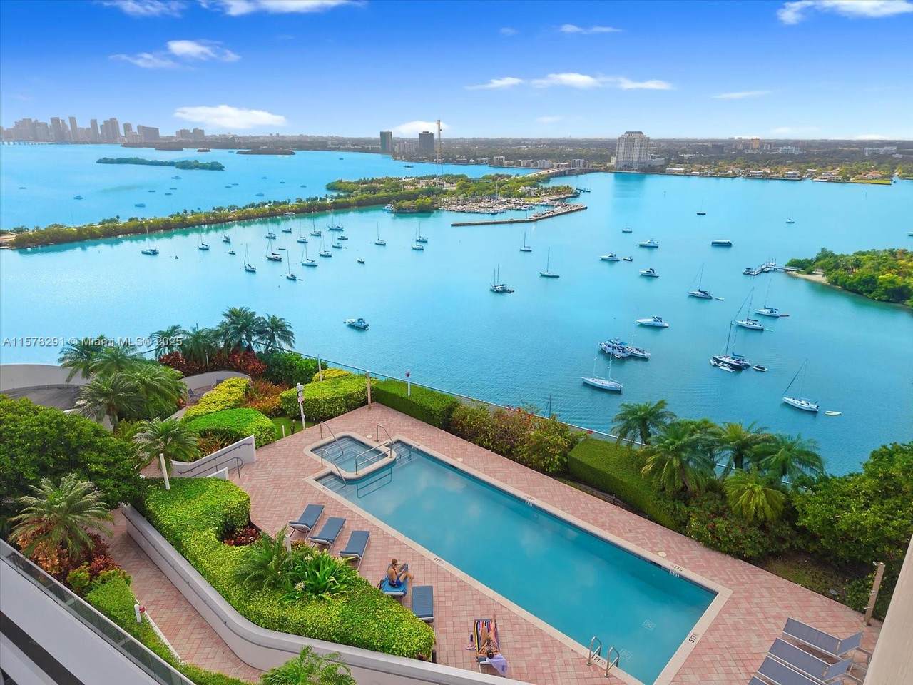 https://bt-photos.global.ssl.fastly.net/miami/1280_boomver_2_A11578291-2.jpg