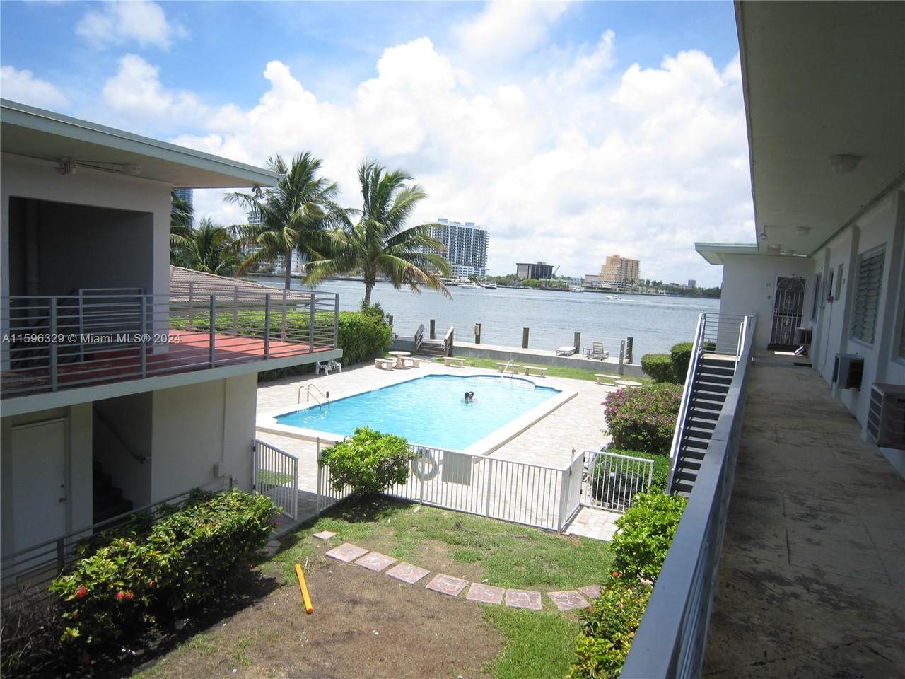 2250 Bay Dr - Photo 1