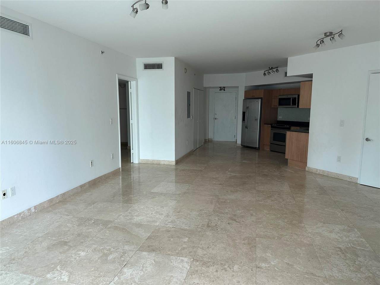 https://bt-photos.global.ssl.fastly.net/miami/1280_boomver_2_A11606845-2.jpg