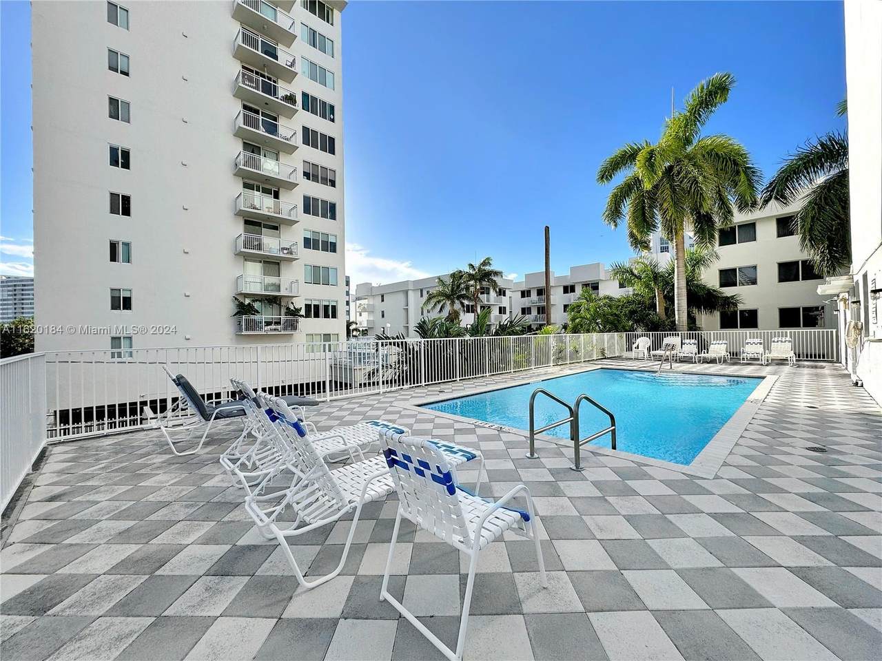 https://bt-photos.global.ssl.fastly.net/miami/1280_boomver_2_A11620184-2.jpg
