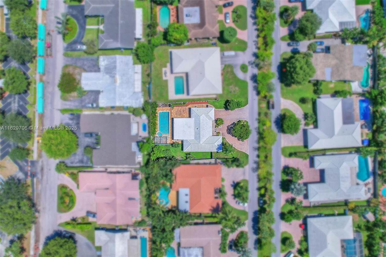 https://bt-photos.global.ssl.fastly.net/miami/1280_boomver_2_A11629706-2.jpg