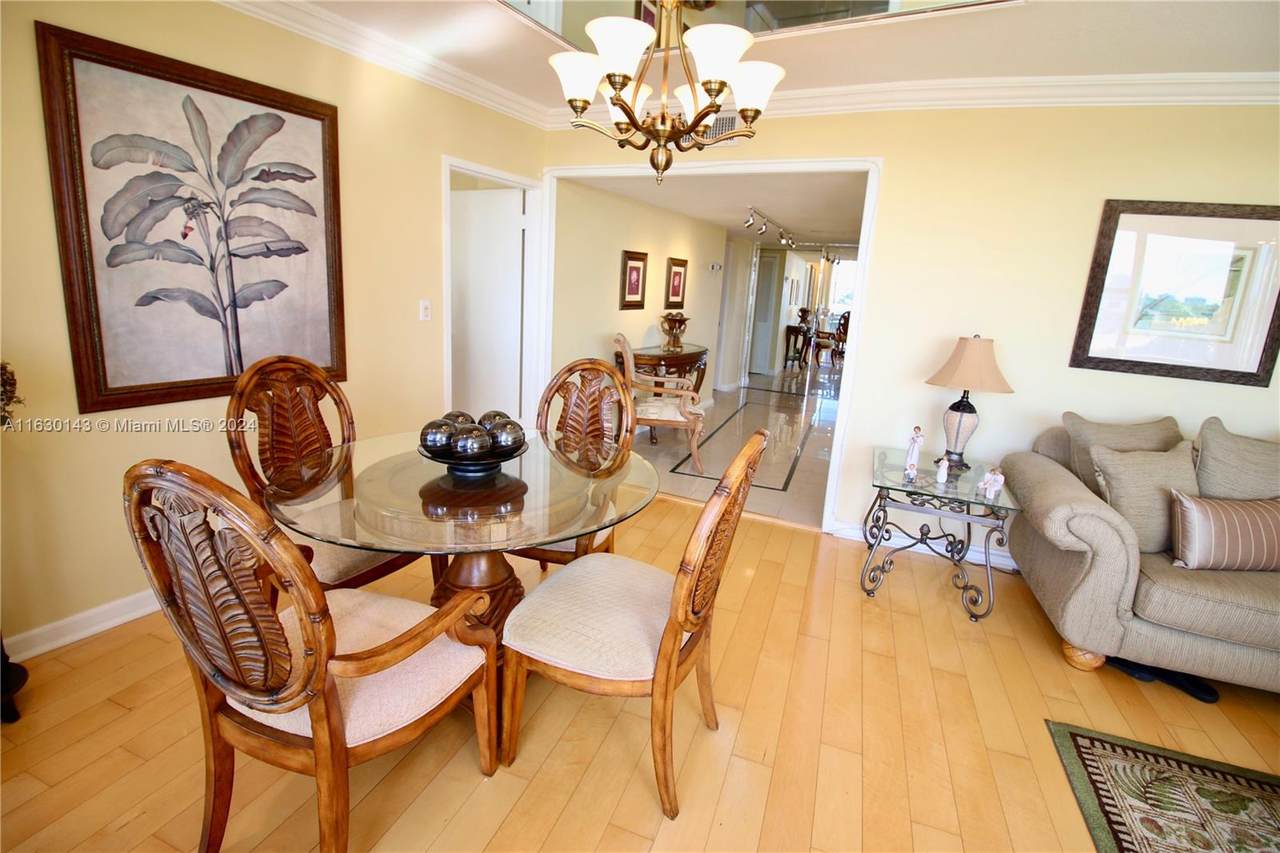 https://bt-photos.global.ssl.fastly.net/miami/1280_boomver_2_A11630143-2.jpg
