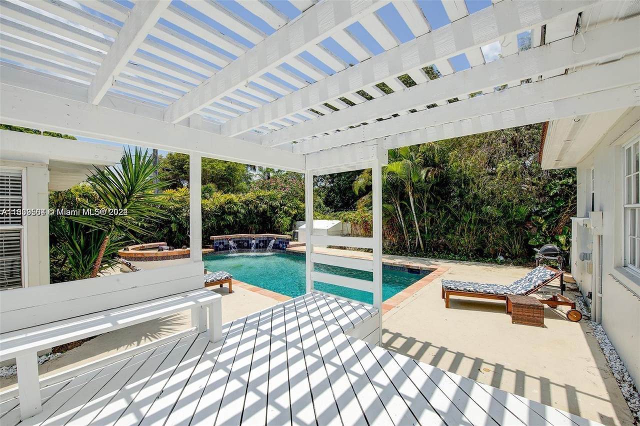 https://bt-photos.global.ssl.fastly.net/miami/1280_boomver_2_A11639564-2.jpg