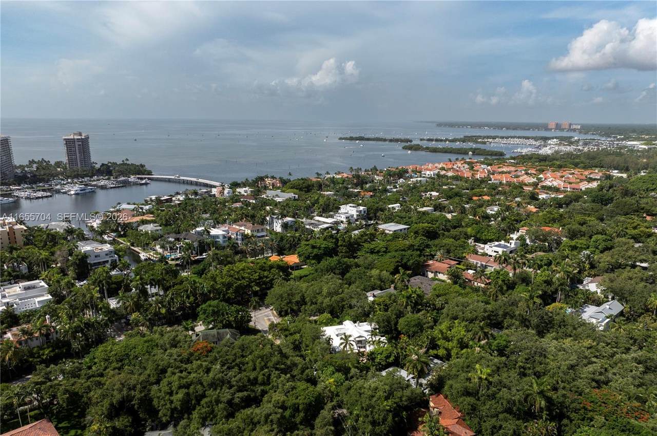 https://bt-photos.global.ssl.fastly.net/miami/1280_boomver_2_A11655704-2.jpg