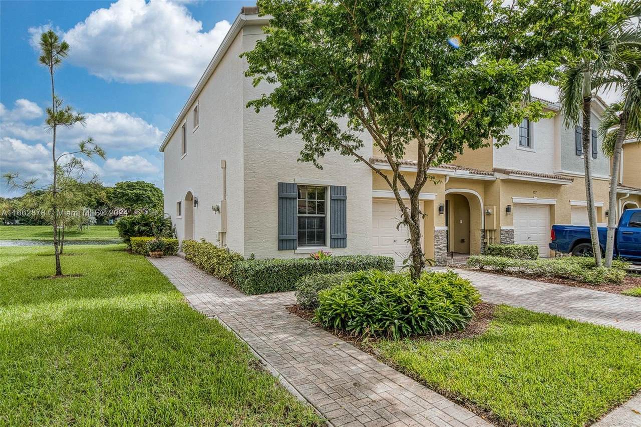 https://bt-photos.global.ssl.fastly.net/miami/1280_boomver_2_A11662878-2.jpg