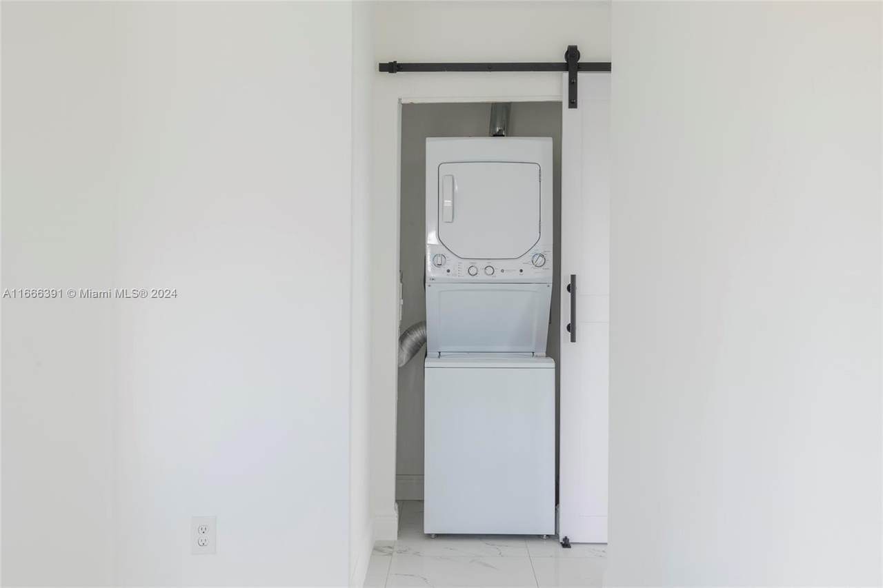 https://bt-photos.global.ssl.fastly.net/miami/1280_boomver_2_A11666391-2.jpg