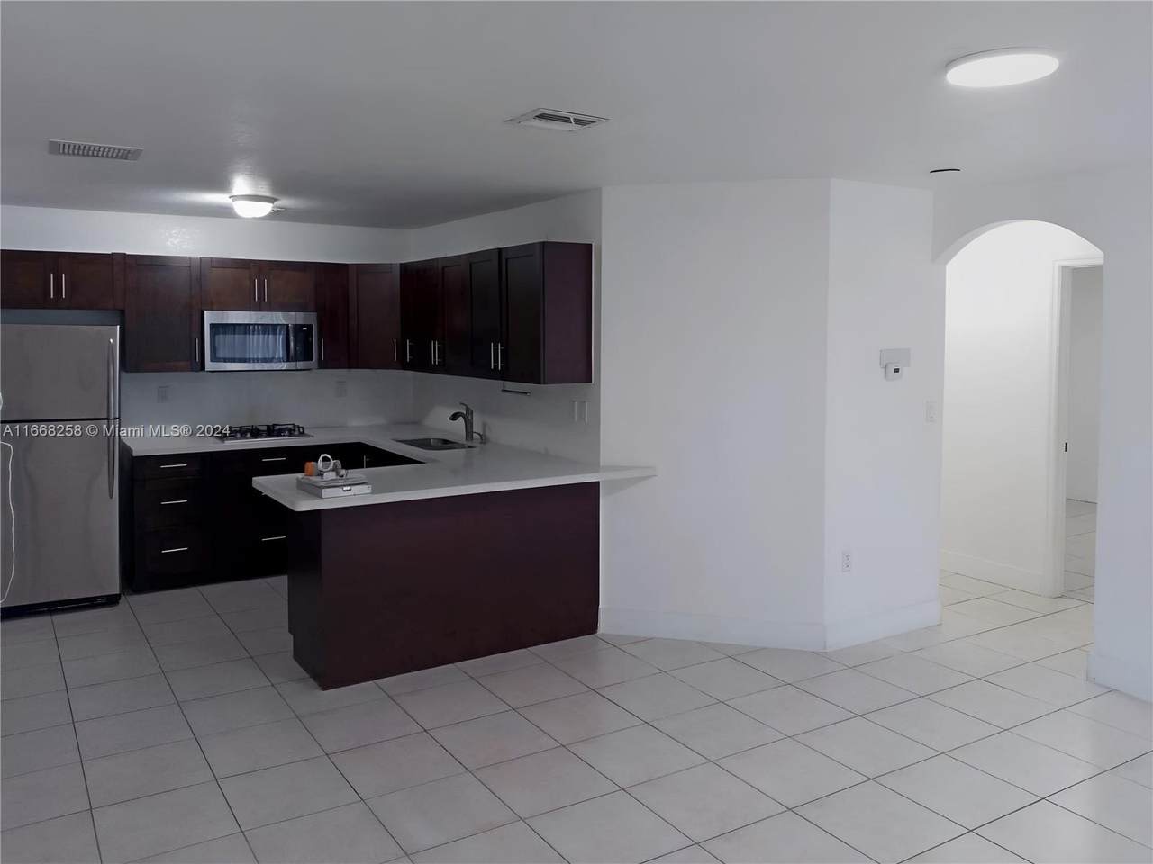 https://bt-photos.global.ssl.fastly.net/miami/1280_boomver_2_A11668258-2.jpg