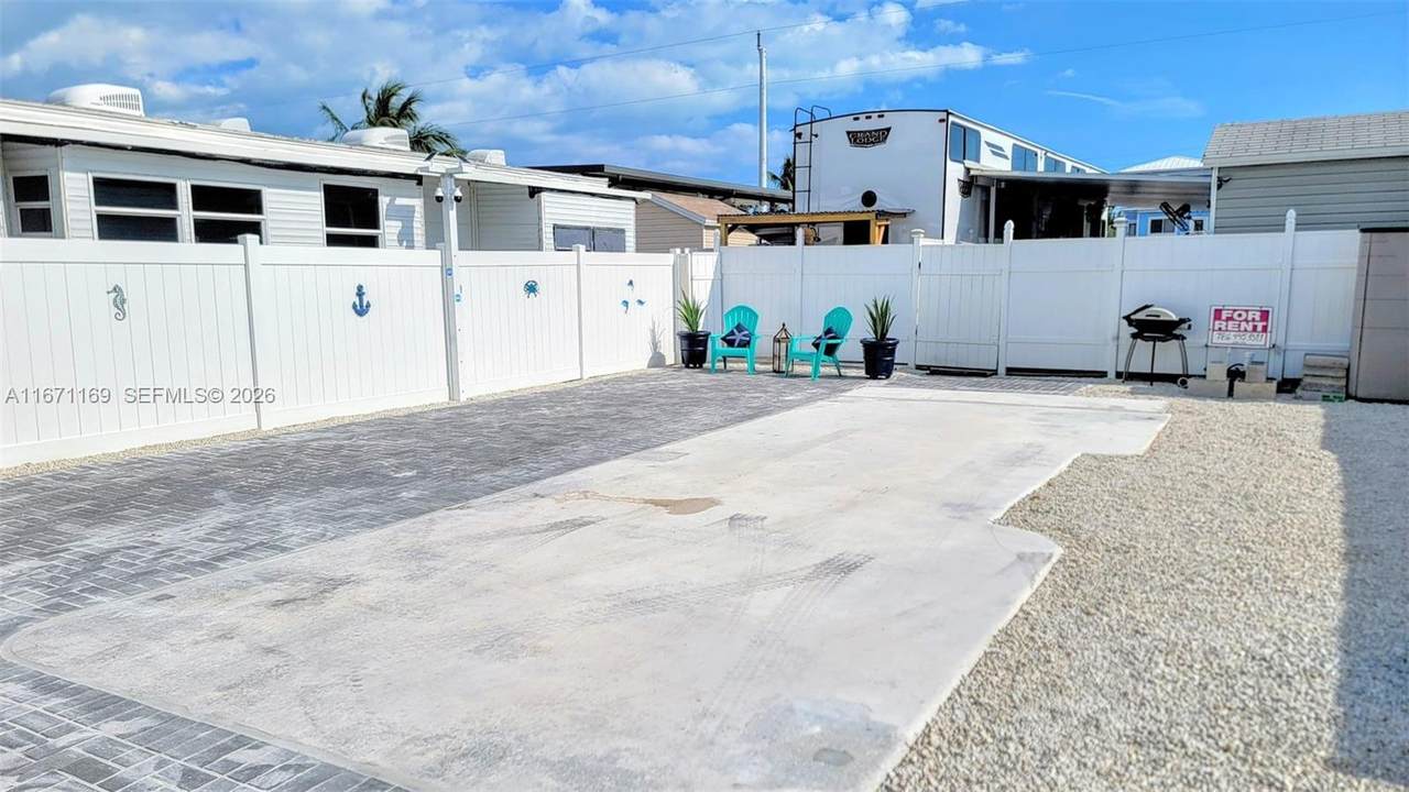 https://bt-photos.global.ssl.fastly.net/miami/1280_boomver_2_A11671169-2.jpg