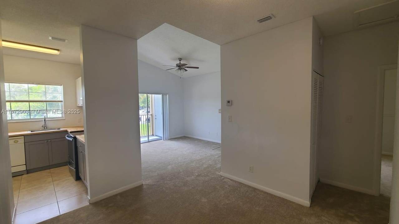 800 Cypress Park Way - Photo 1
