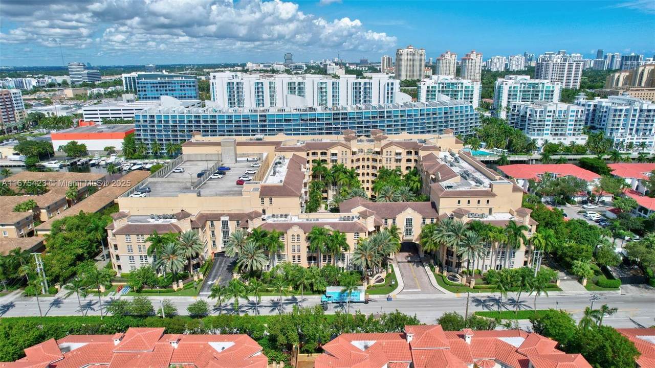 https://bt-photos.global.ssl.fastly.net/miami/1280_boomver_2_A11675423-2.jpg