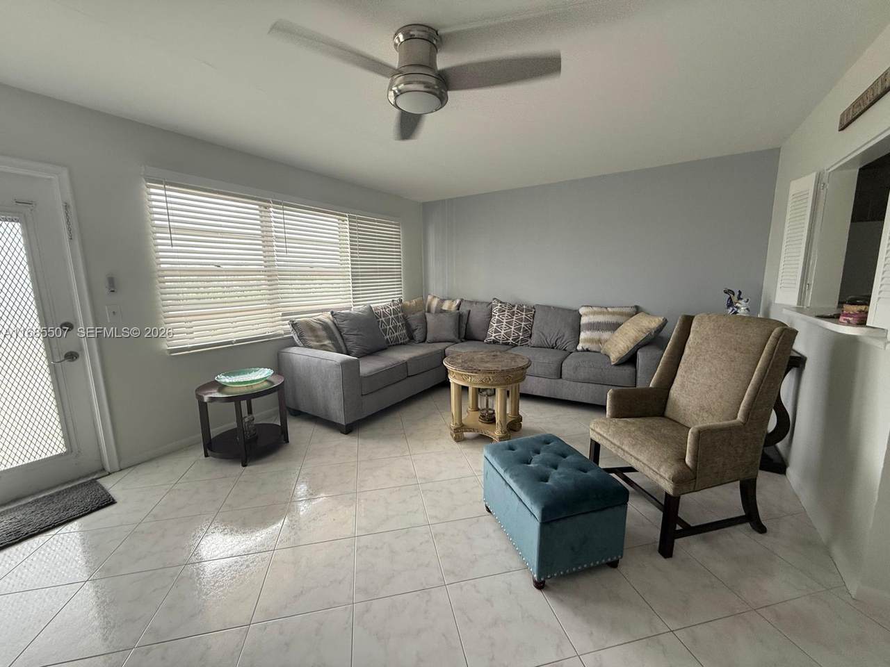 313 Southampton A - Photo 1