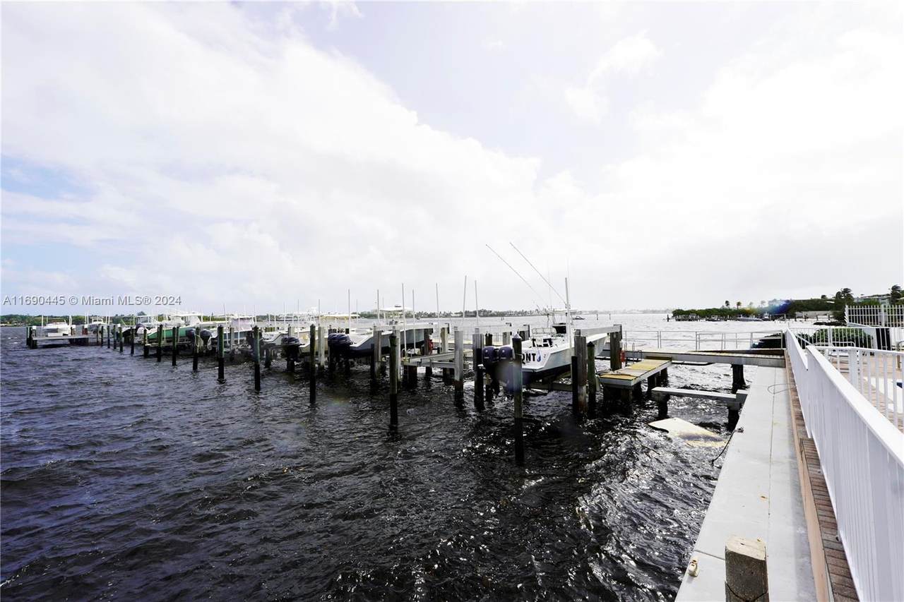 https://bt-photos.global.ssl.fastly.net/miami/1280_boomver_2_A11690445-2.jpg