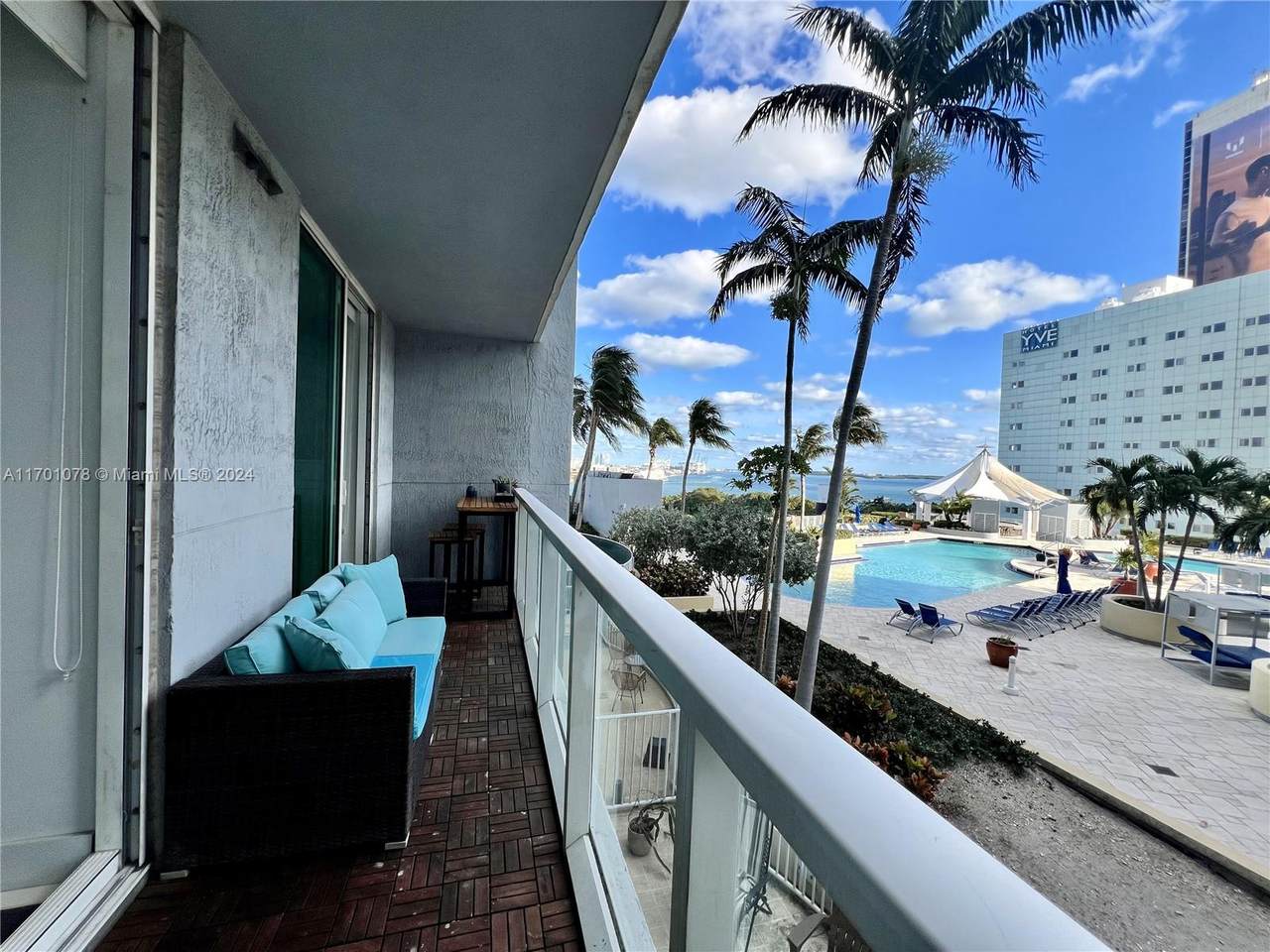 https://bt-photos.global.ssl.fastly.net/miami/orig_boomver_1_A11701078-2.jpg