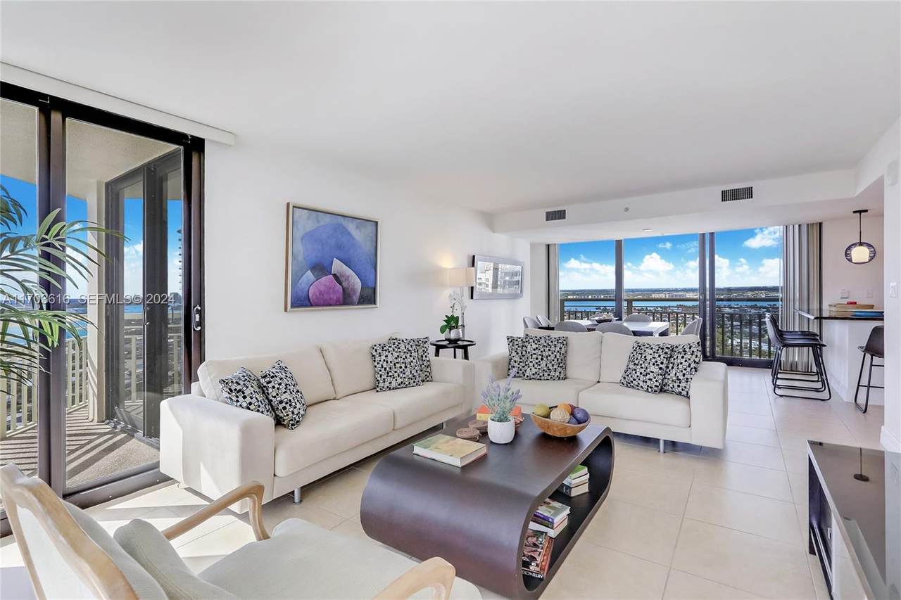 3000 Ocean Dr - Photo 1