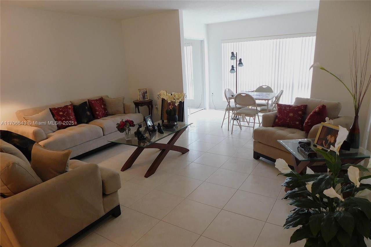 https://bt-photos.global.ssl.fastly.net/miami/1280_boomver_2_A11706543-2.jpg