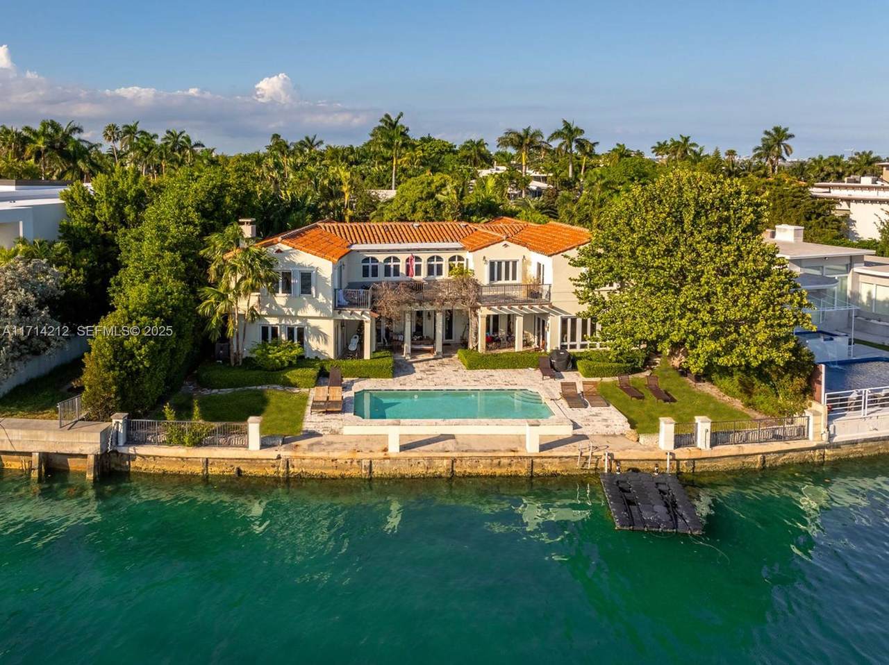 https://bt-photos.global.ssl.fastly.net/miami/1280_boomver_2_A11714212-2.jpg