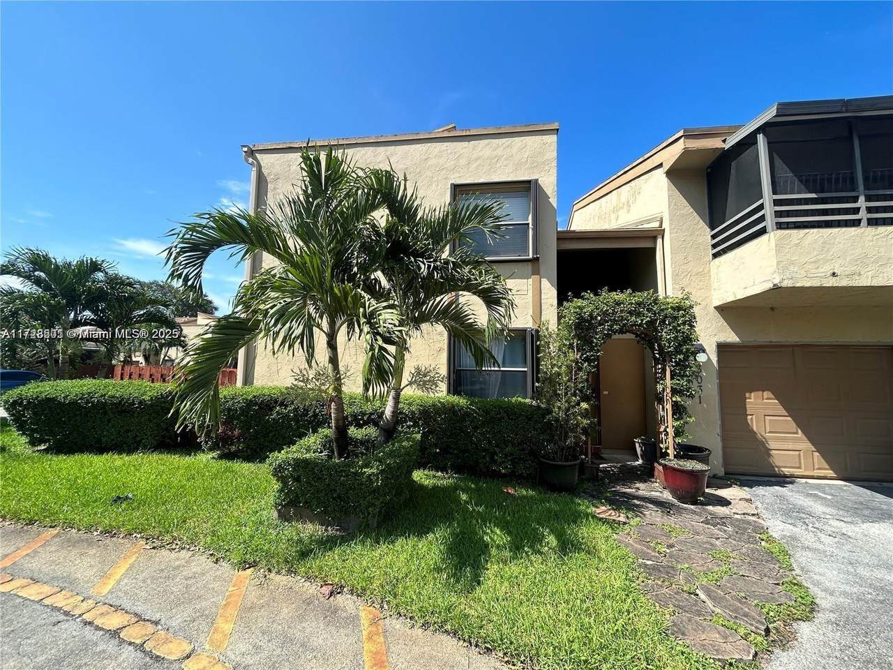 3031 Missionwood Ln - Photo 1
