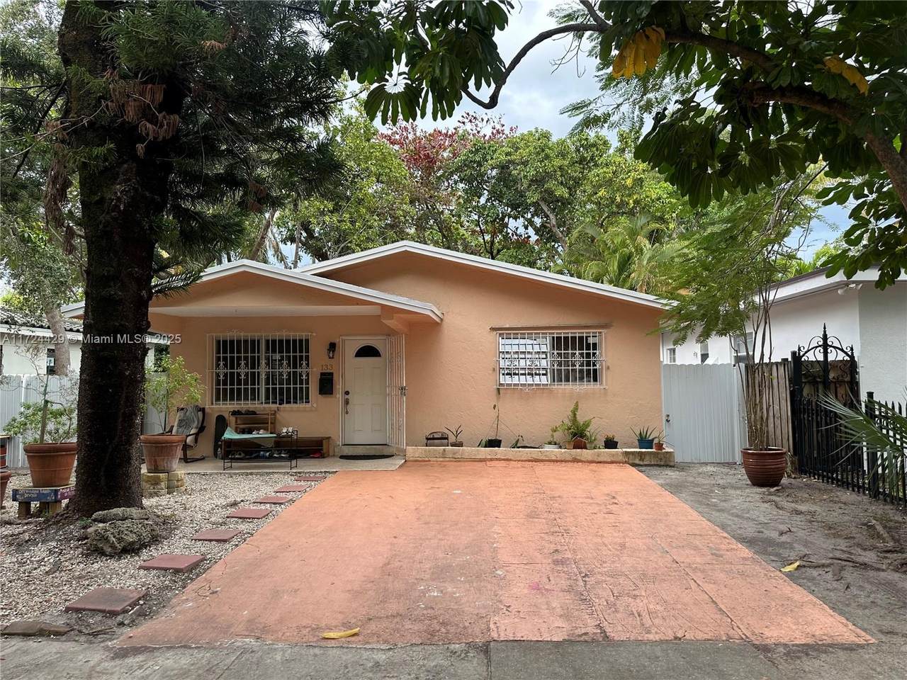 https://bt-photos.global.ssl.fastly.net/miami/orig_boomver_2_A11724429-2.jpg
