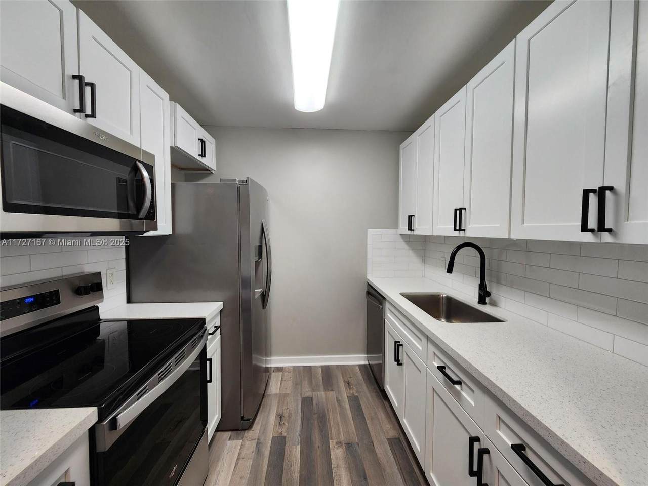 13450 3rd St - Photo 1