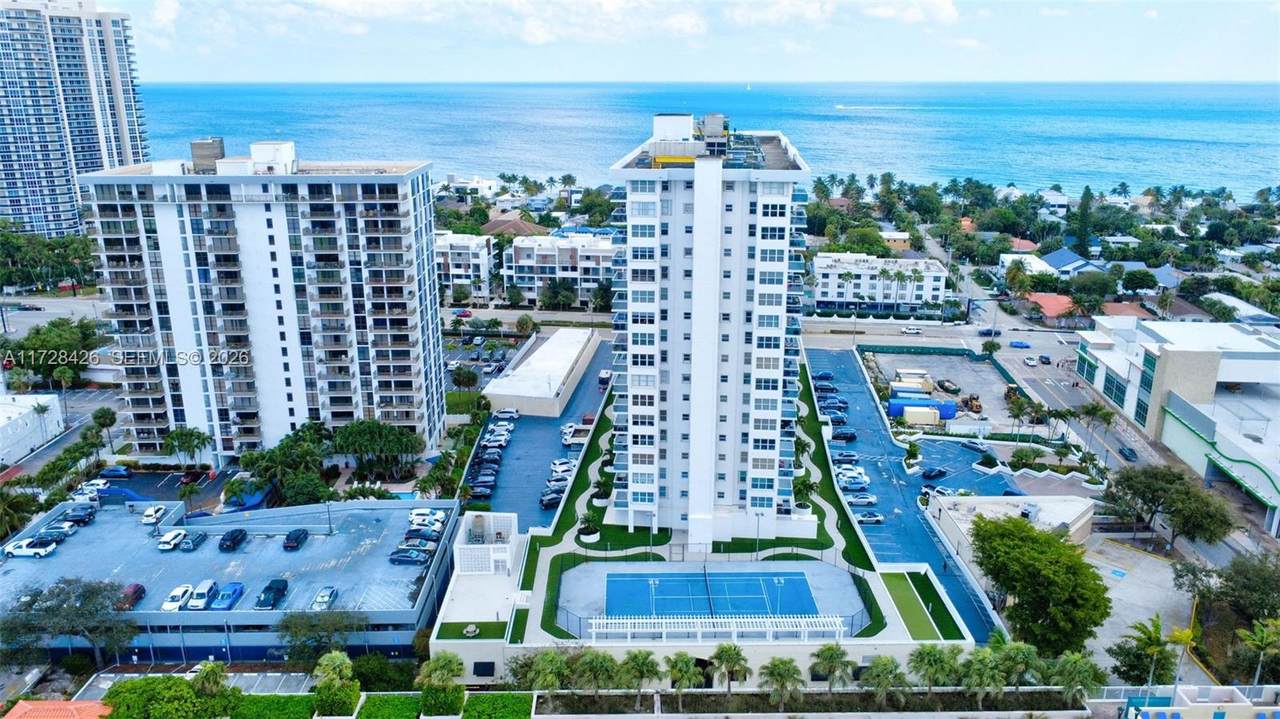 3015 Ocean Blvd - Photo 1