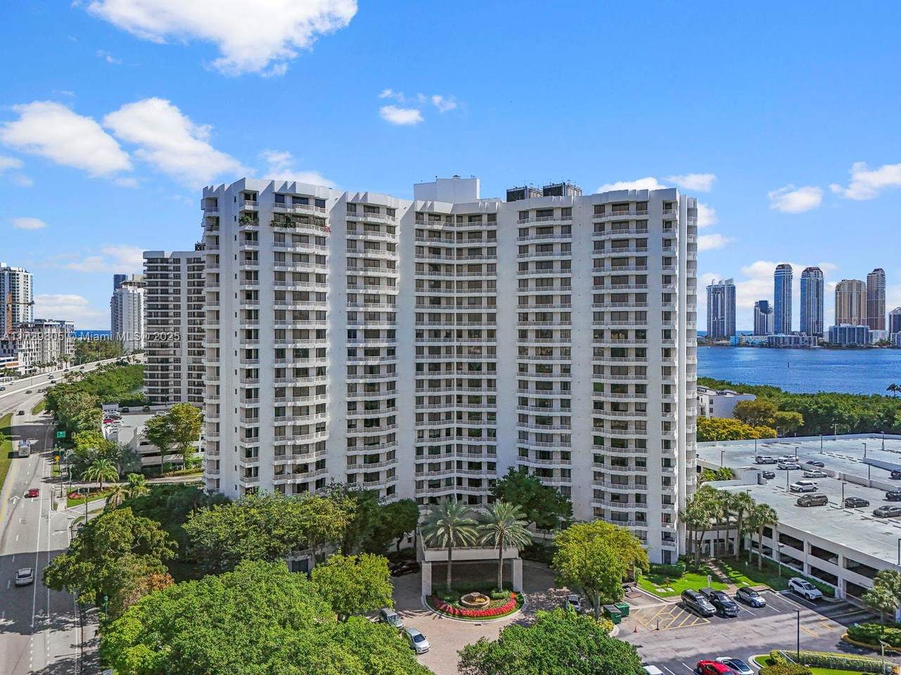 https://bt-photos.global.ssl.fastly.net/miami/1280_boomver_2_A11729805-2.jpg