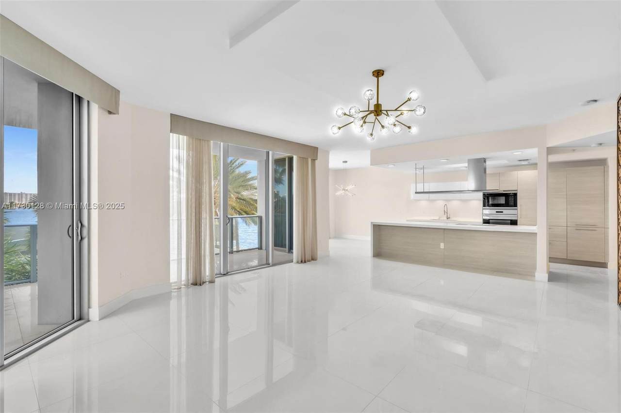 17301 Biscayne Blvd - Photo 1