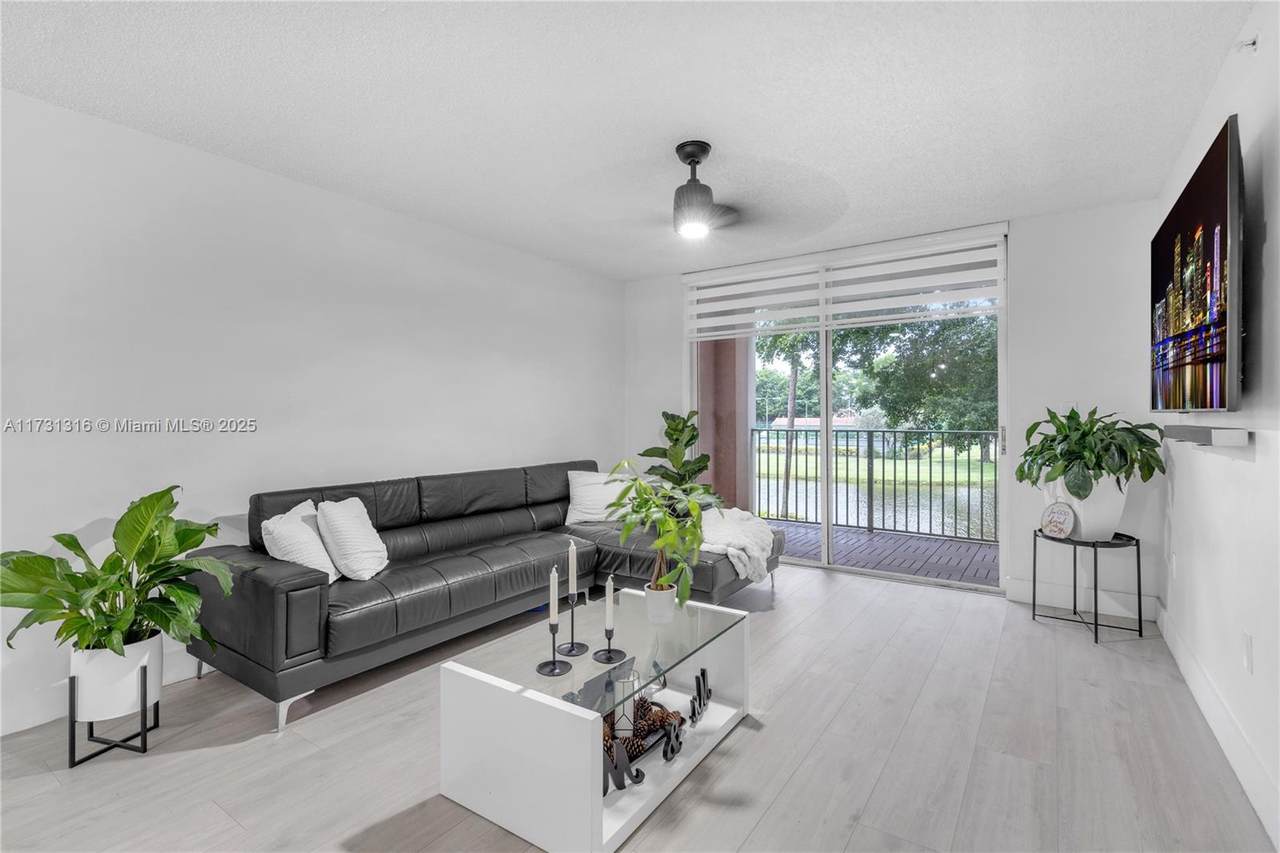 12142 Saint Andrews Pl - Photo 1