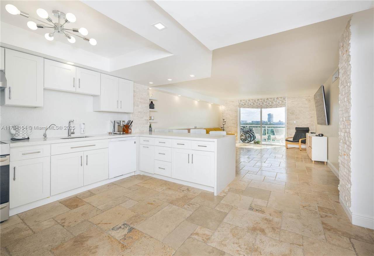 437 Golden Isles Dr - Photo 1