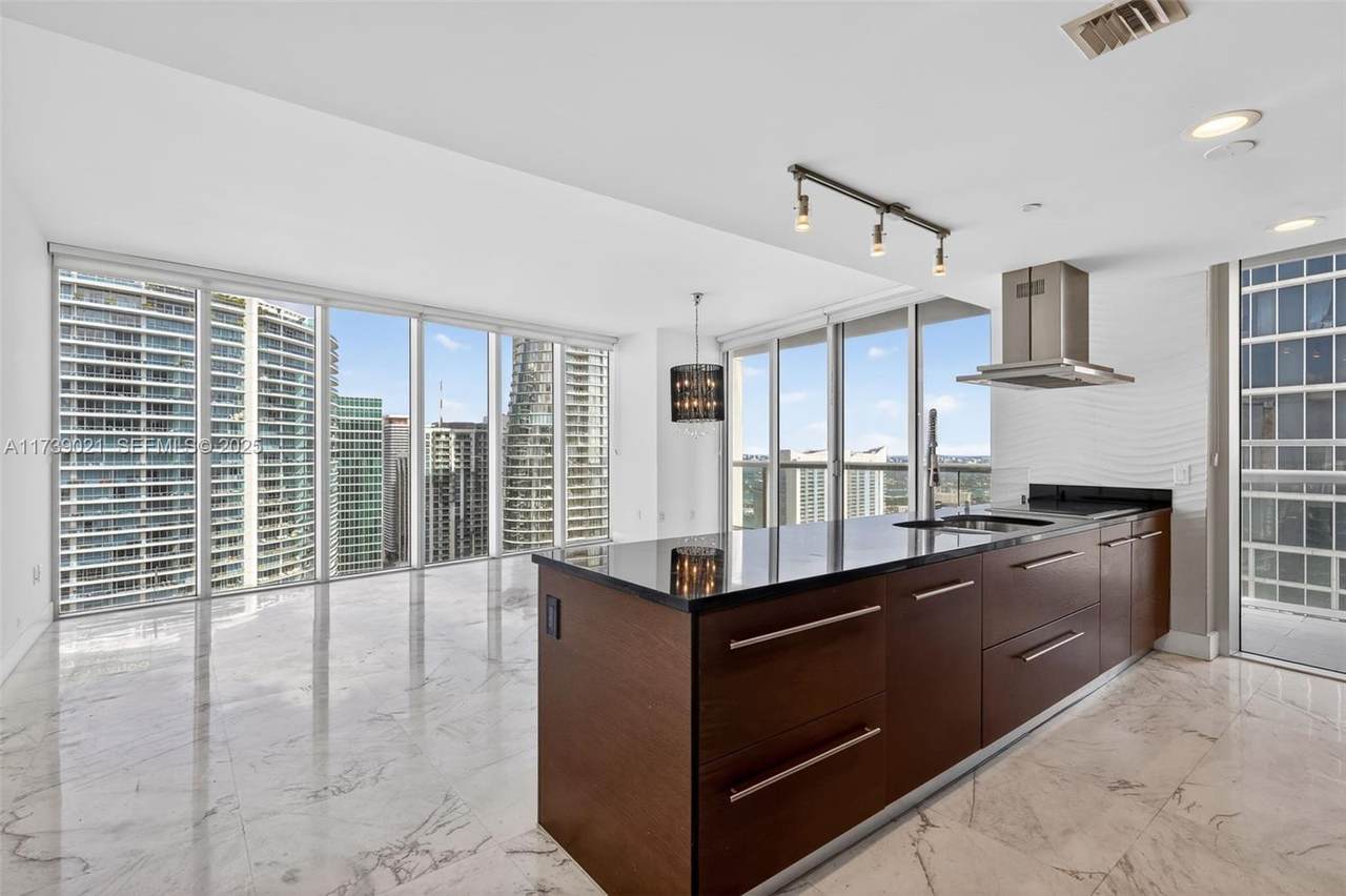 485 Brickell Ave - Photo 1