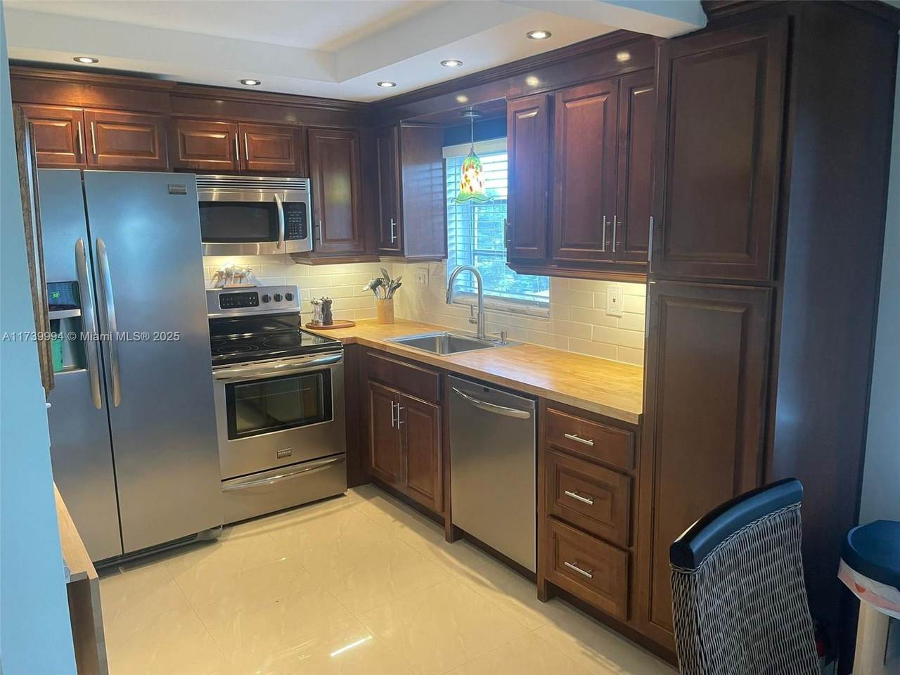 3050 Sunrise Lakes Dr - Photo 1