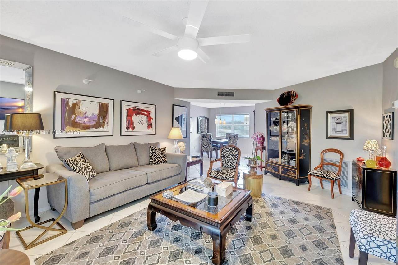 4000 44th Ave - Photo 1