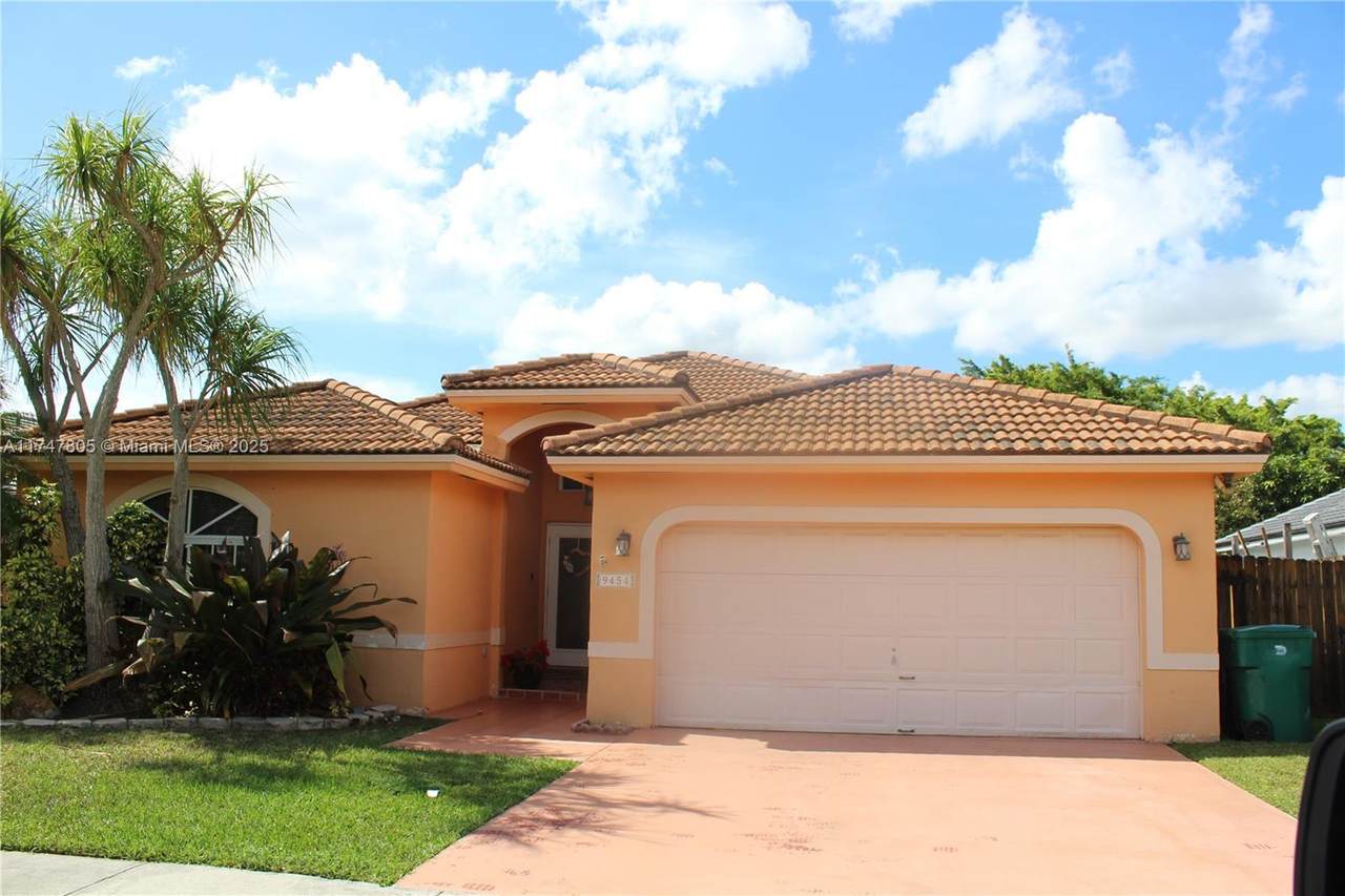 9454 166th Ct - Photo 1
