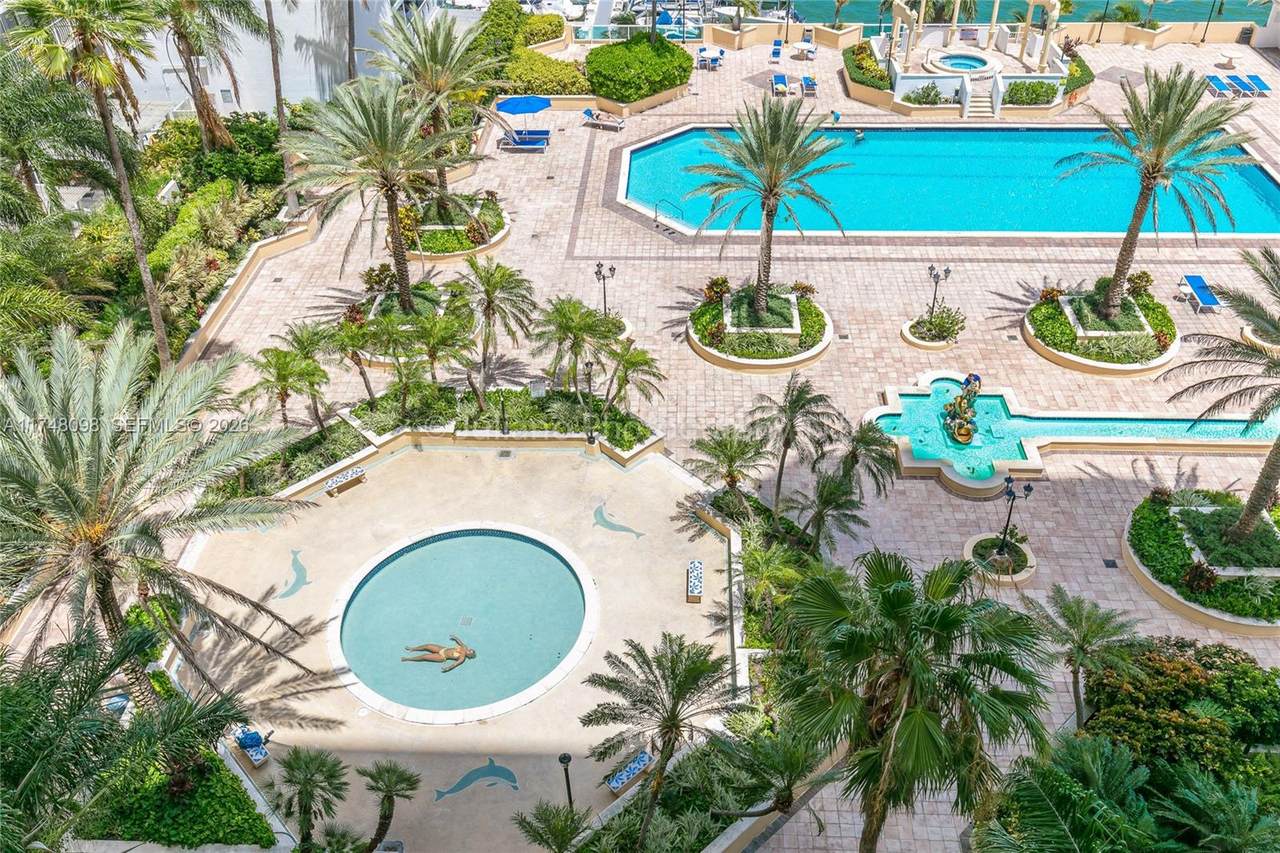 https://bt-photos.global.ssl.fastly.net/miami/1280_boomver_2_A11748098-2.jpg