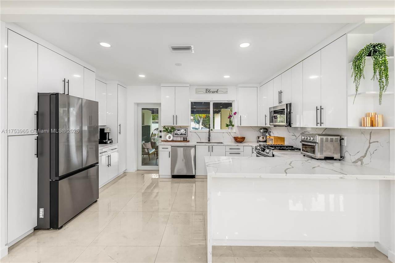 13230 Miami Ct - Photo 1