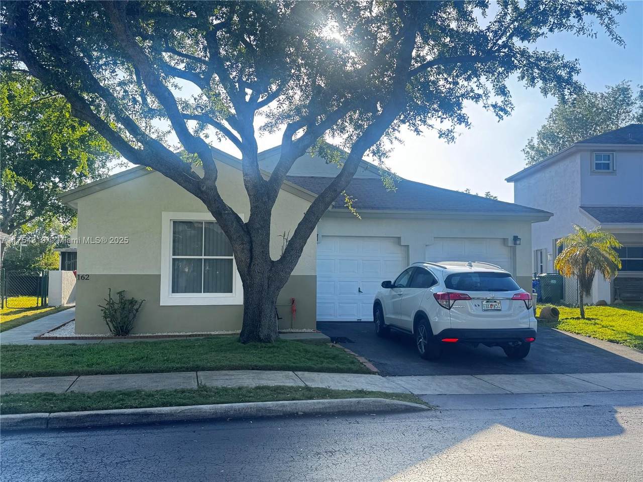 162 207th Ave - Photo 1