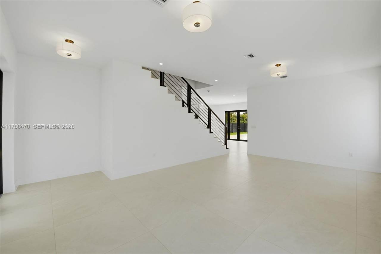 https://bt-photos.global.ssl.fastly.net/miami/1280_boomver_2_A11756470-2.jpg