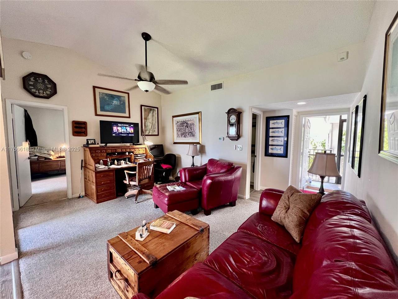 1460 Jefferson Dr - Photo 1