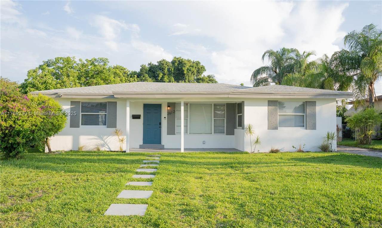 2612 Rodman St - Photo 1