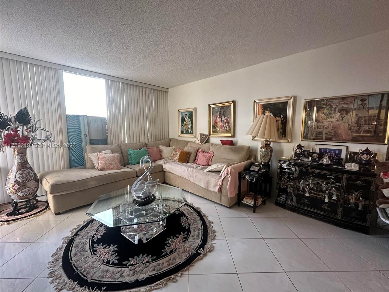 https://bt-photos.global.ssl.fastly.net/miami/1280_boomver_2_A11759218-2.jpg