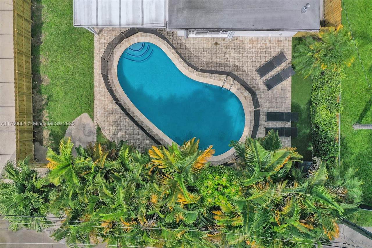 2101 15th Ave - Photo 1