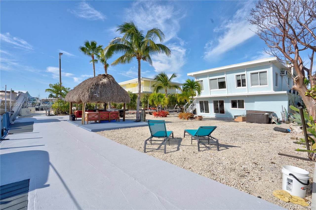 162 Azalea Street - Photo 1