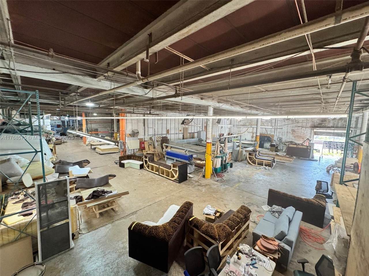 705 10 Ave - Photo 1