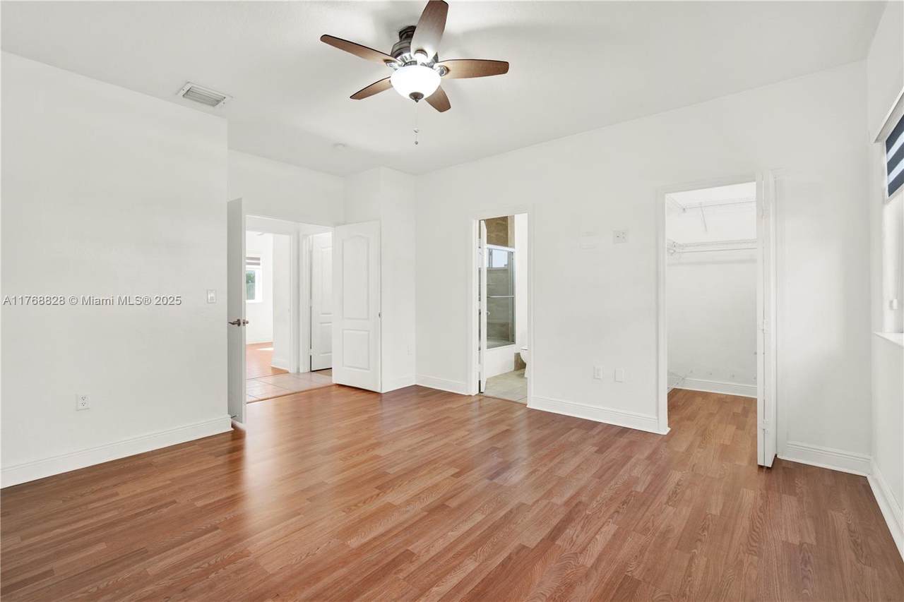 16778 91st Ct - Photo 1