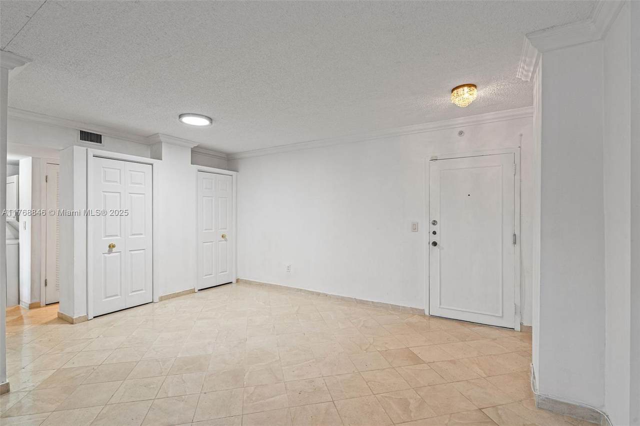 https://bt-photos.global.ssl.fastly.net/miami/1280_boomver_2_A11768846-2.jpg
