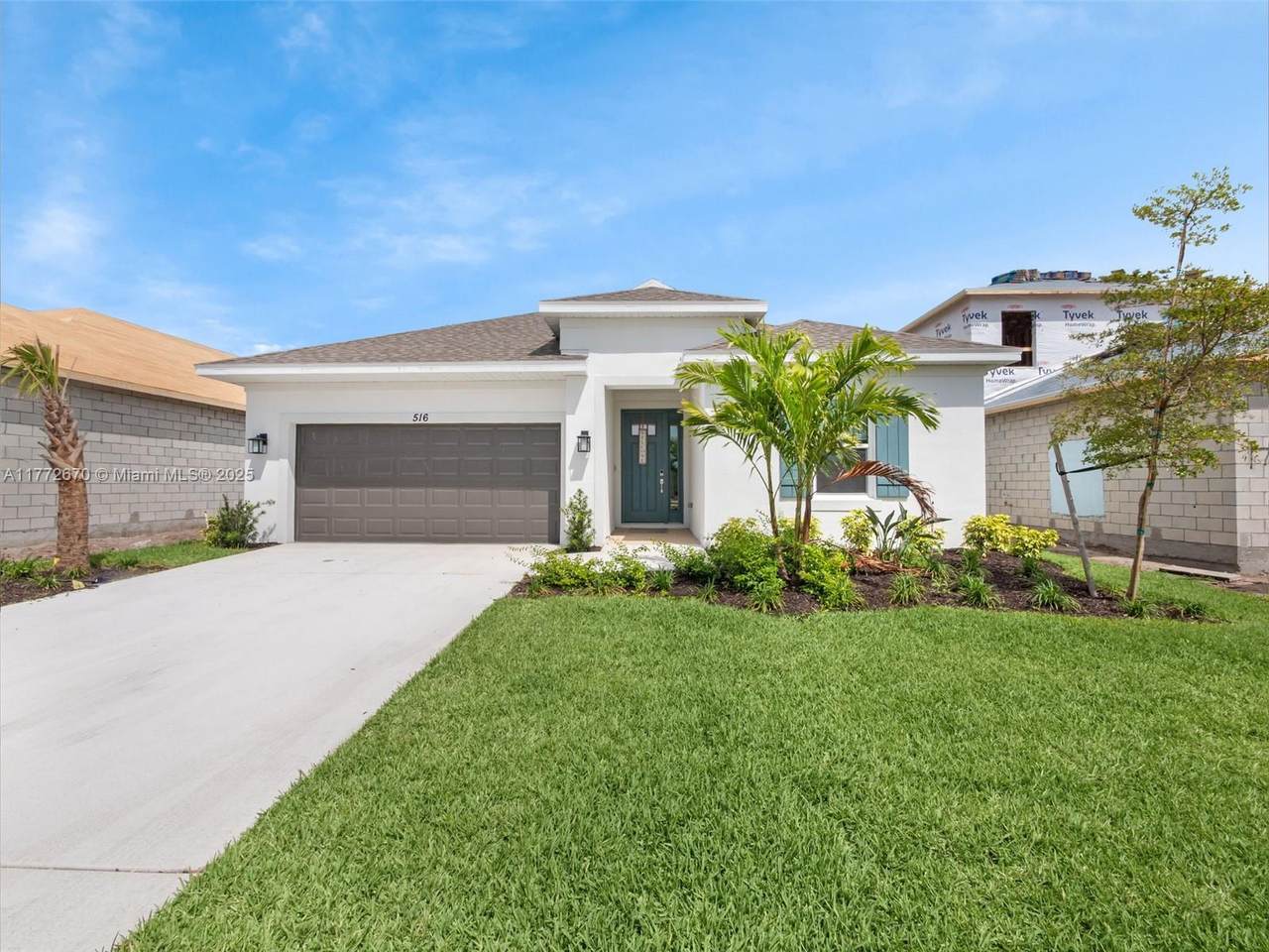 516 Ranch Oak Cir - Photo 1
