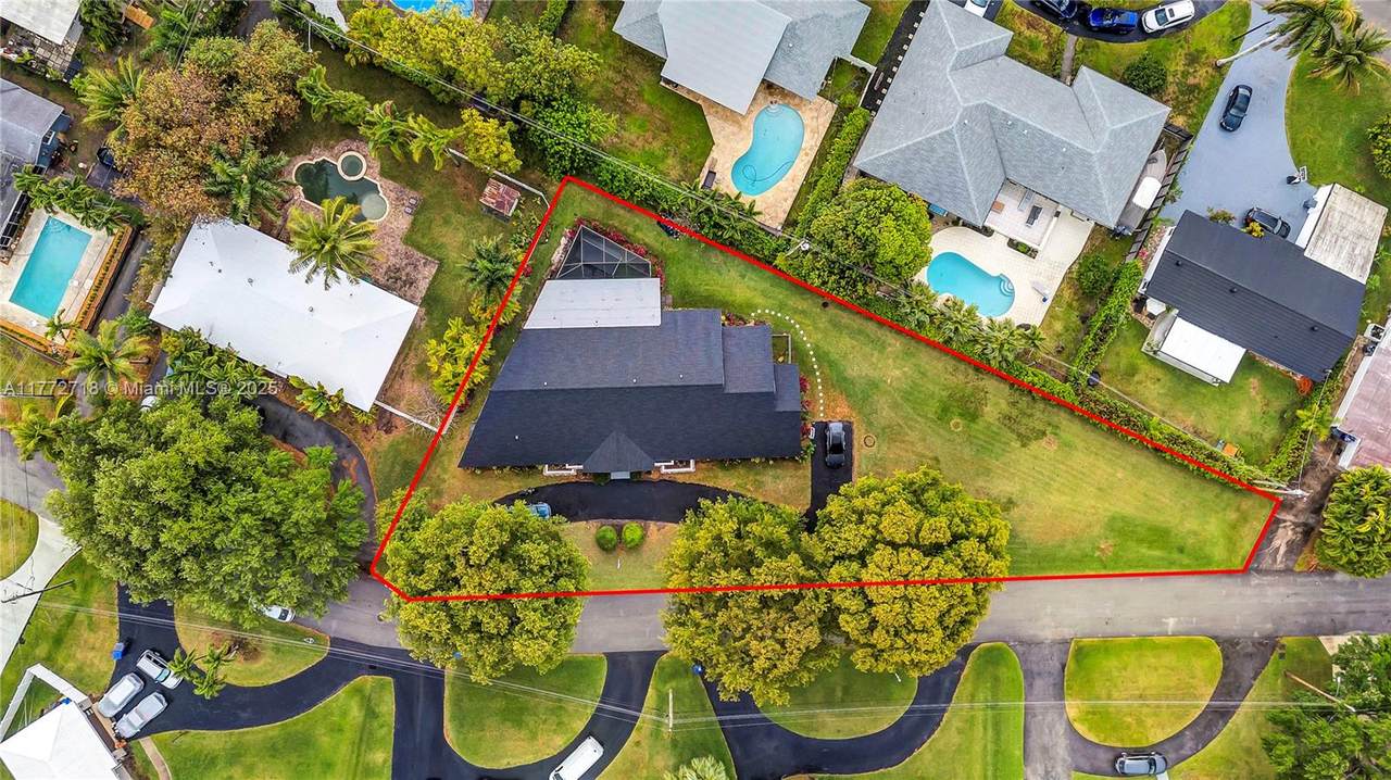 3211 Calle Largo Dr - Photo 1